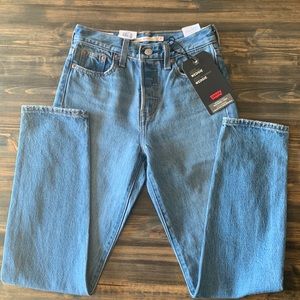 Levi’s Wedgie Jeans NWT